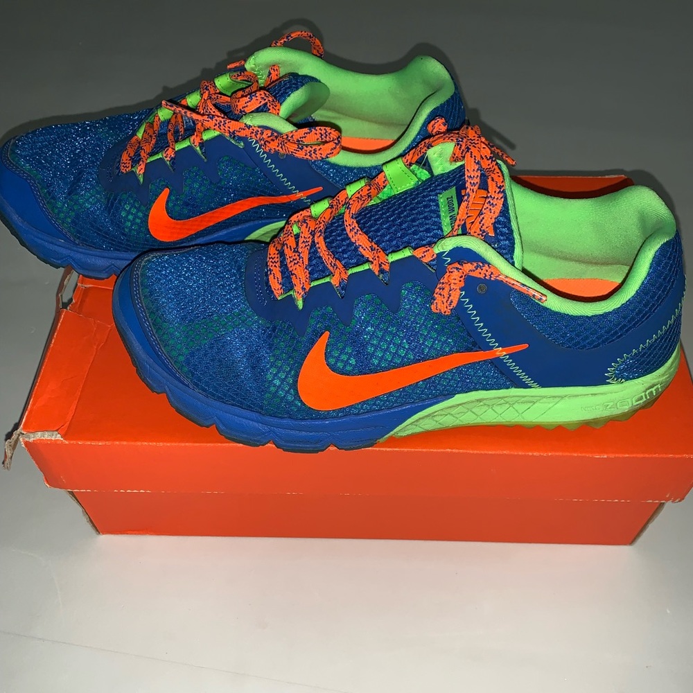 Womens Nike Zoom Wildhorse Size 8